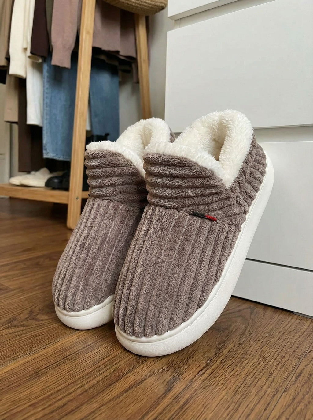 Coonweiss – Marron