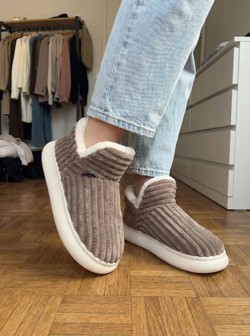 Coonweiss – Marron